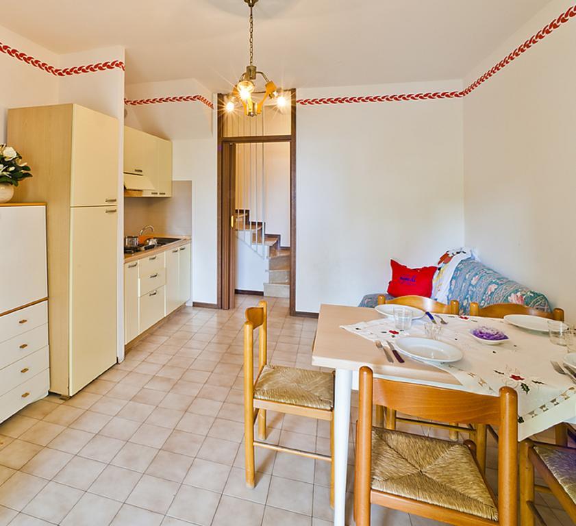 Residence Cinzia Pool بيبيوني المظهر الخارجي الصورة