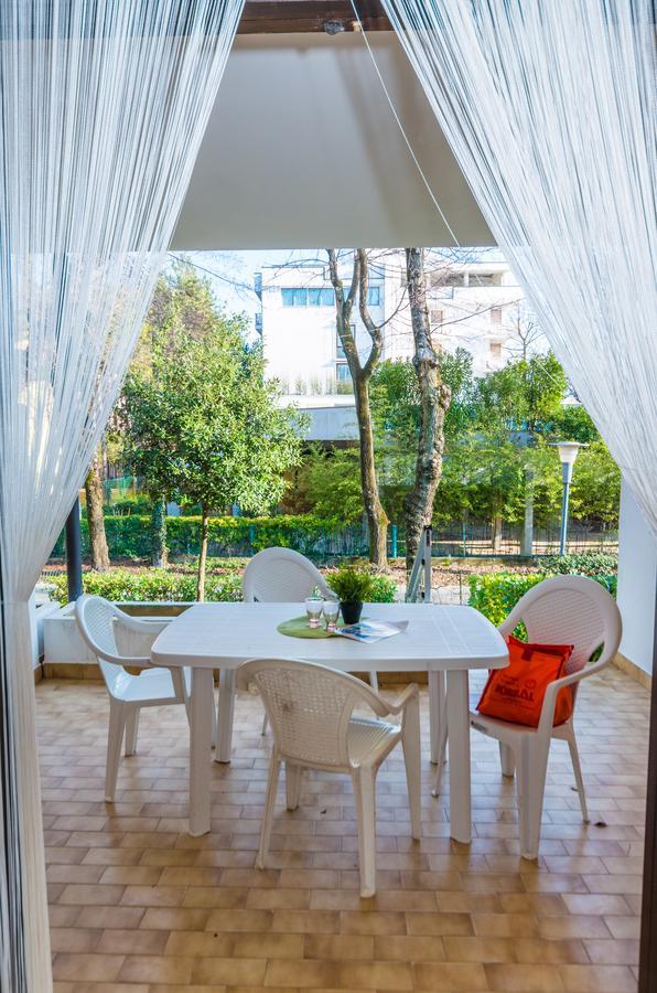 Residence Cinzia Pool بيبيوني المظهر الخارجي الصورة